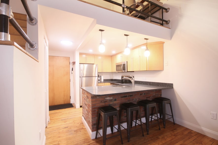 Kitchen - 99 Silver St