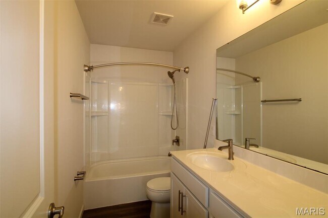 Building Photo - 117 Prairie Wind Dr