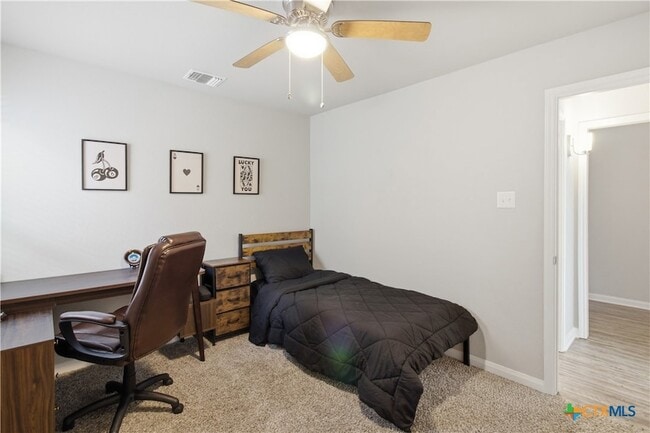 Building Photo - 1207 Amber Dawn Dr