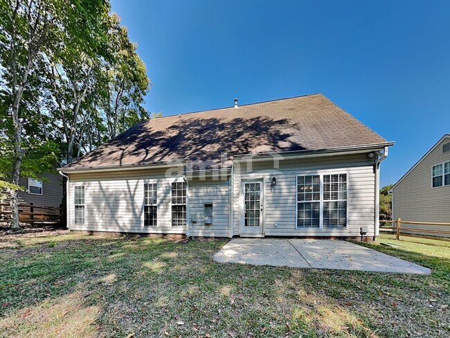 Building Photo - 12528 Cardinal Point Rd