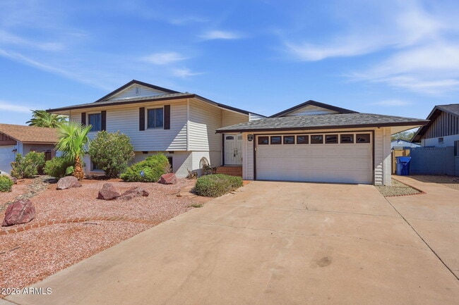 Building Photo - 1628 E Hermosa Dr