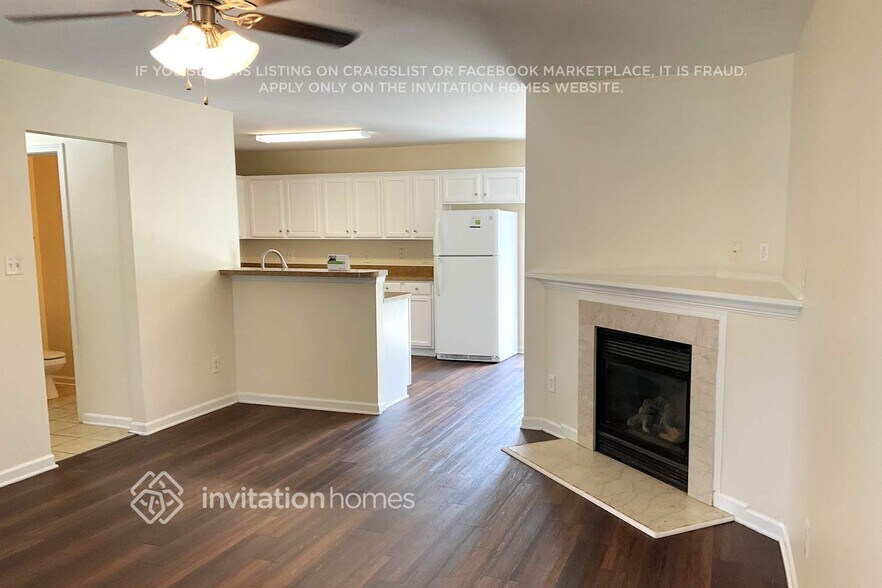 Building Photo - 310 Holton Dr