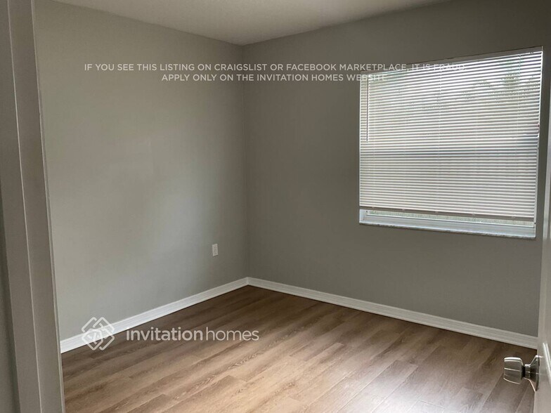 Building Photo - 1897 Crane Creek Blvd