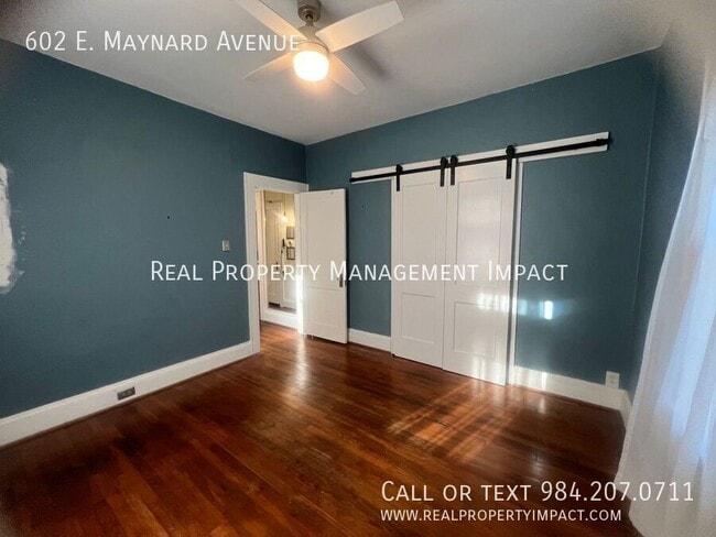 Building Photo - 602 E Maynard Ave