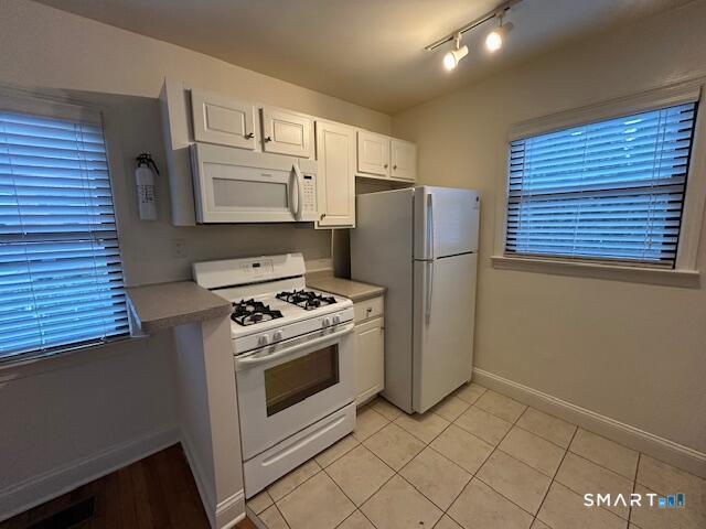 Building Photo - 34 Prospect St