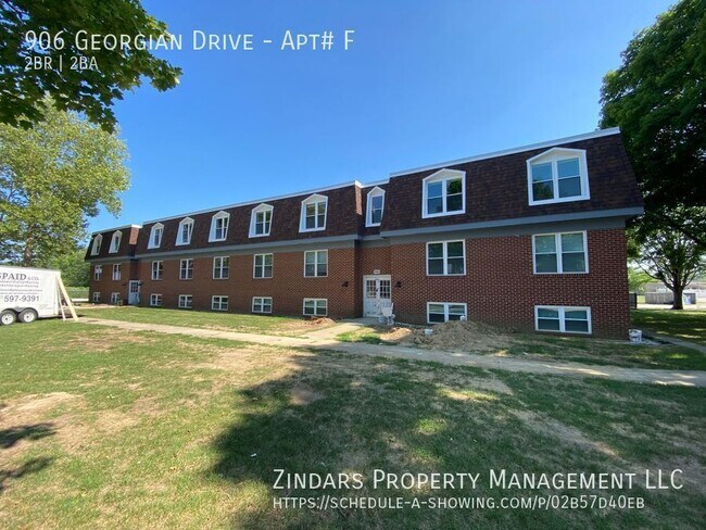 Building Photo - 906 Georgian Dr