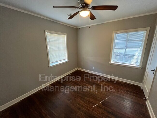 Building Photo - 1041 Railton Rd