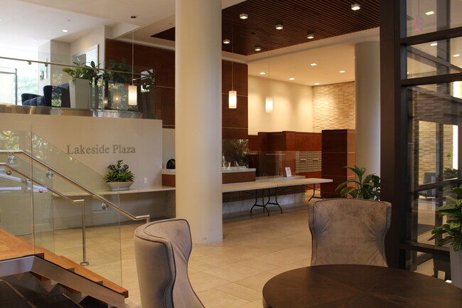 Lobby - 3800 Powell Ln