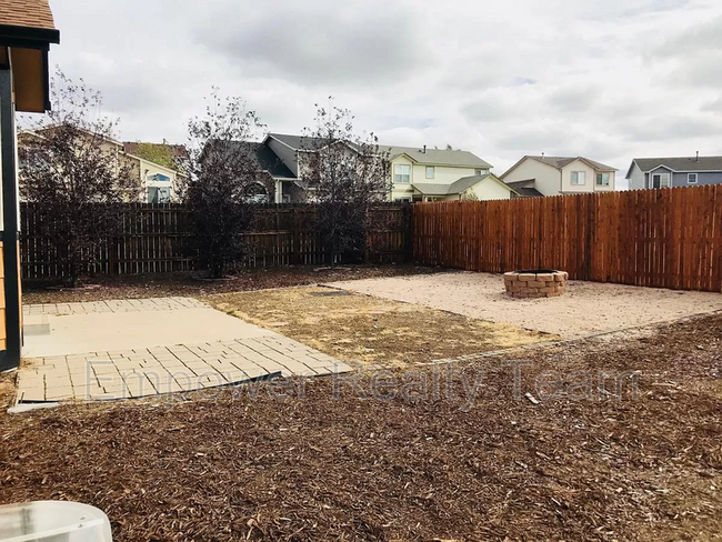 Building Photo - 8097 Parsonage Ln