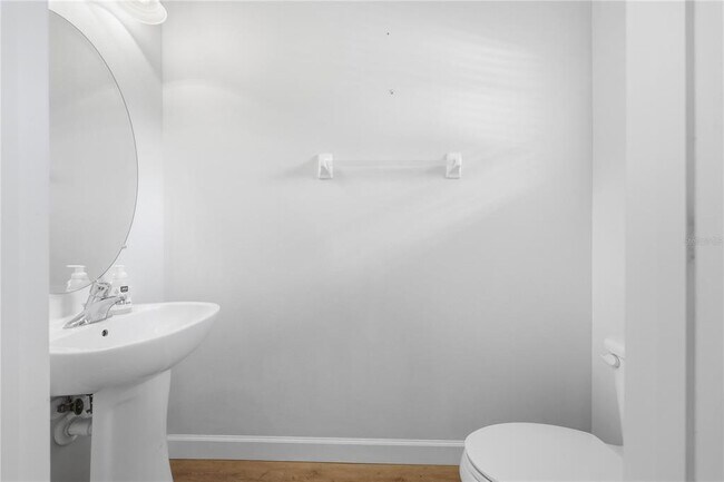 Building Photo - 1346 Grantham Dr