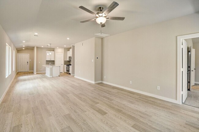 Building Photo - 1721 Succotash Oak Ct