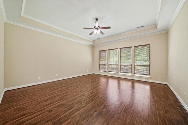 Building Photo - 10 Val Delsa Ct
