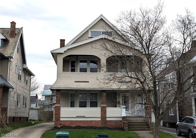 Building Photo - 3342 Desota Ave