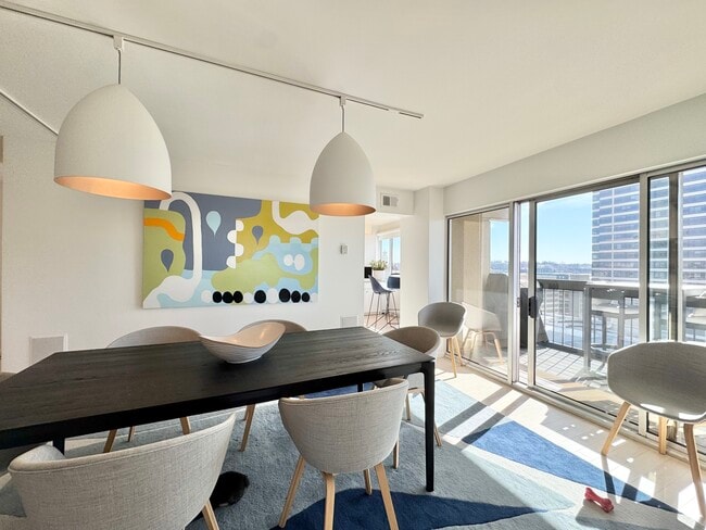 Building Photo - 2510 Grand Blvd