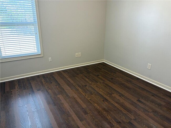 Building Photo - 5675 Falls Landing Dr