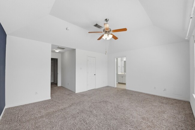 Building Photo - 5227 Brinkman Ct