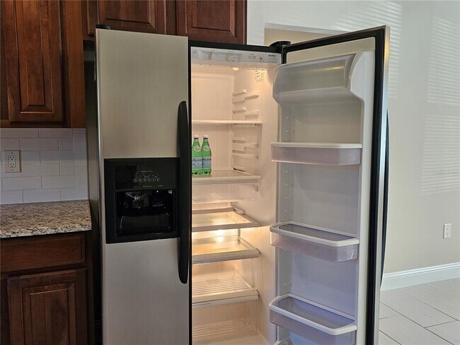 Building Photo - 18927 Boyette Rd