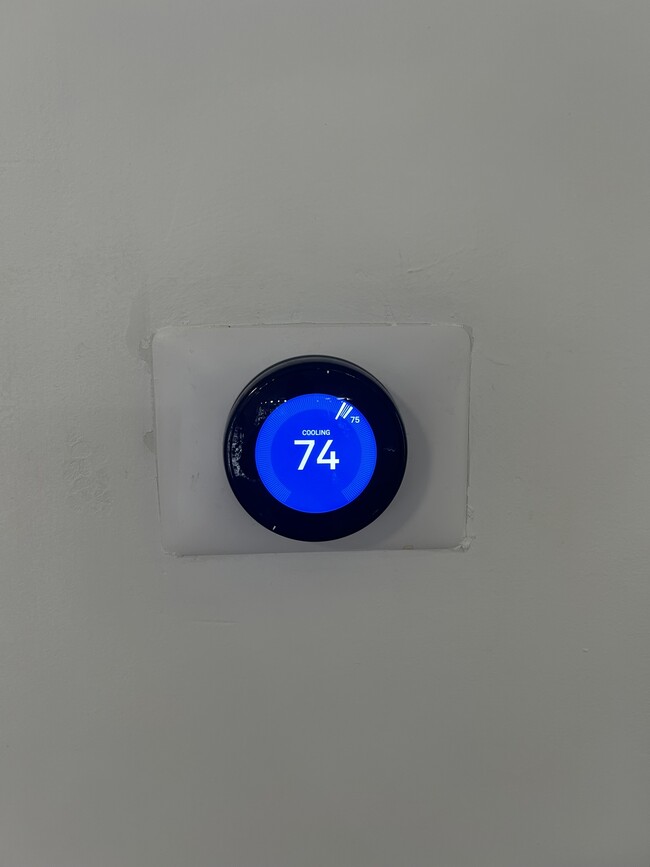 Building Photo - 3980 Crayrich Cir