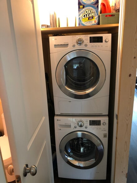 Building Photo - 3925 White Birch Dr