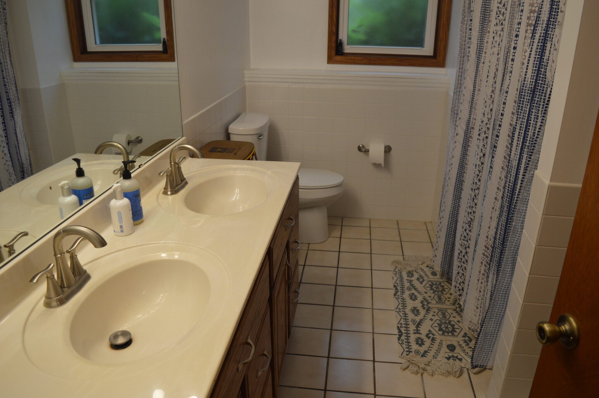 Building Photo - 1676 Silverado Dr