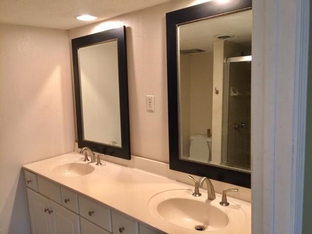 Building Photo - 89 Ericson Rd