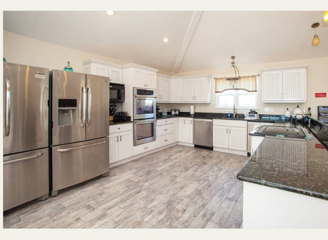 Building Photo - 3109 Sandfiddler Rd