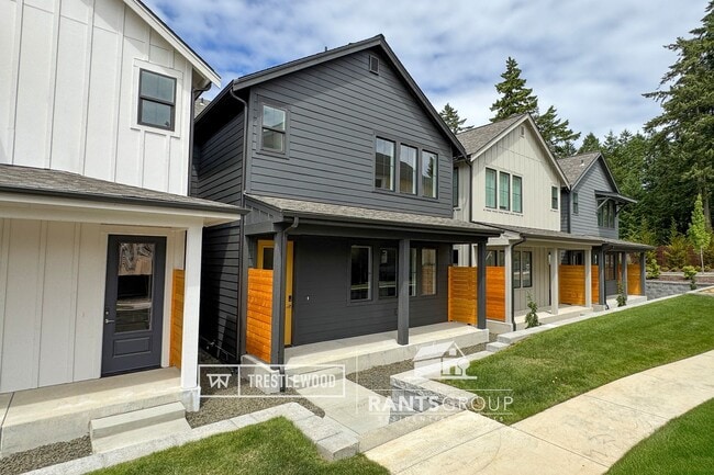 Primary Photo - Brand New! Modern Home in Trestlewood – Wh...