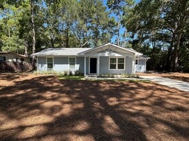 Building Photo - 36 Parker Dr