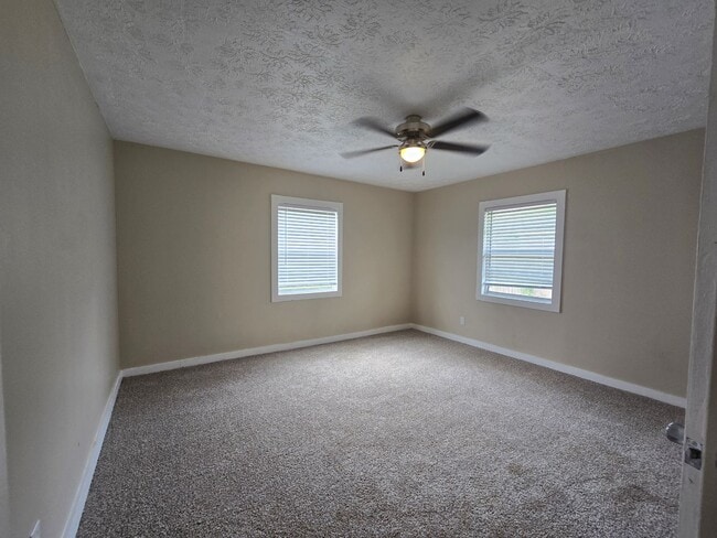 Building Photo - Rent Ready- Westside Duplex