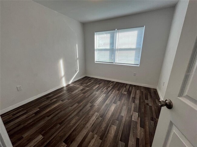 Building Photo - 1222 SE 10th St