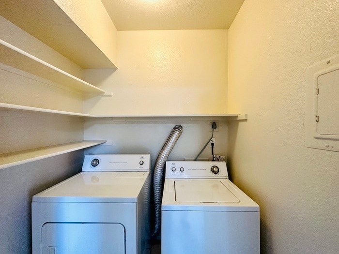 Building Photo - 3231 E Presidio Rd