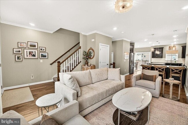 Building Photo - 22739 Tate St