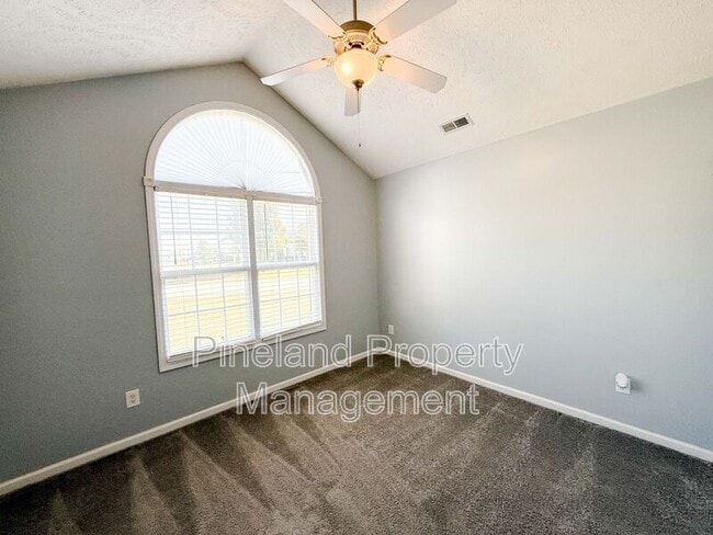 Building Photo - 1904 Yellowbrick Rd