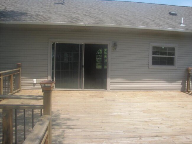 deck - 1525 T Ave