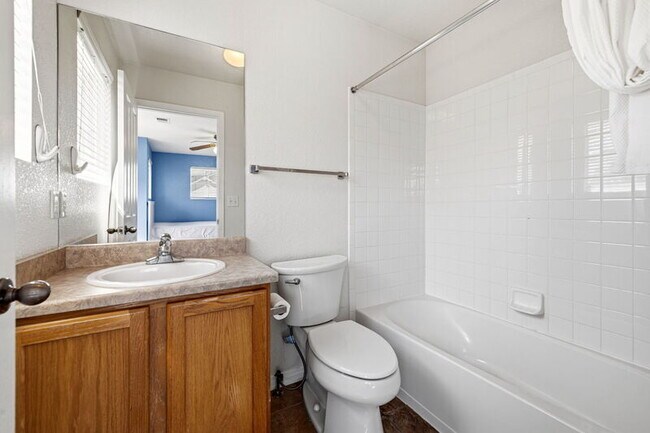 Building Photo - 14141 Fairwind Ln