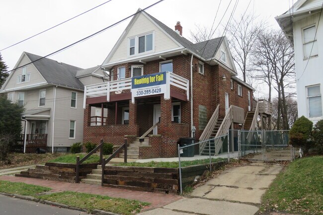 Building Photo - 424 Kirn Ave