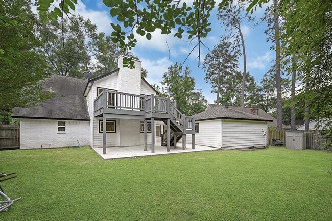 Building Photo - 725 Talmalge Hall Dr