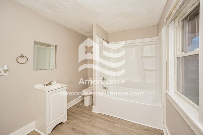 Building Photo - 2518 6th St NW