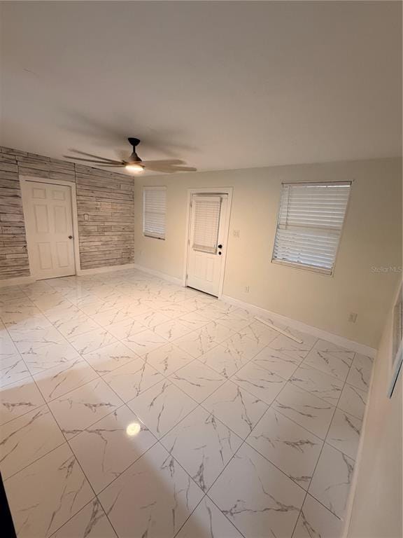 Building Photo - 1720 Park Dr