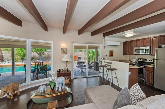 Building Photo - 54925 Avenida Ramirez