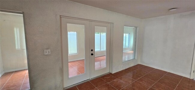 Building Photo - 1810 Greystone Heights Dr