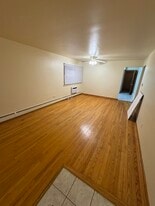 Building Photo - 1225 N La Grange Rd