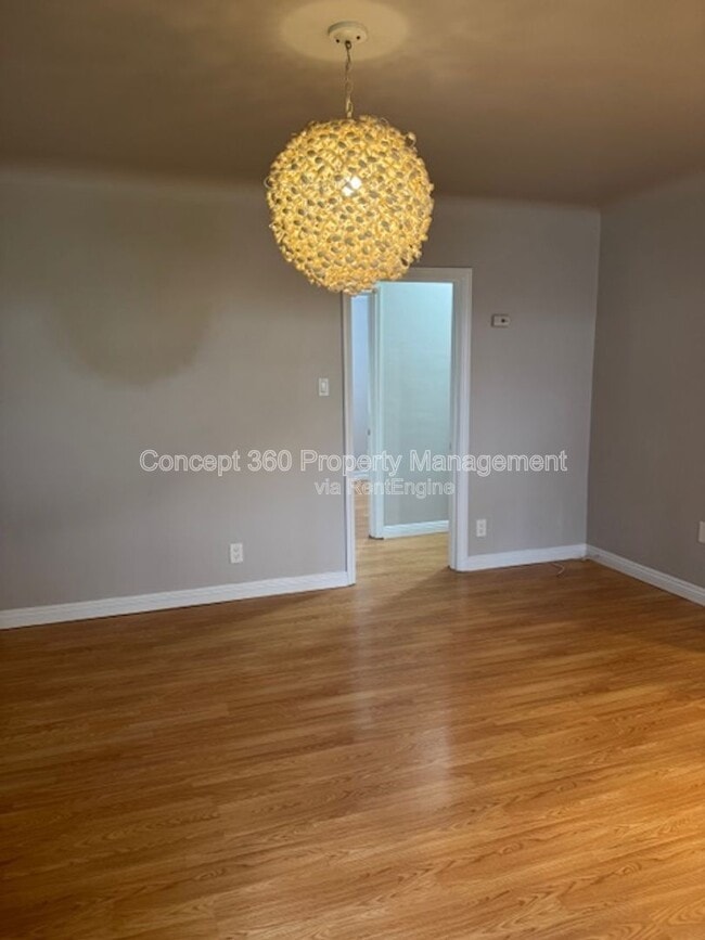 Building Photo - 17024 Crenshaw Blvd