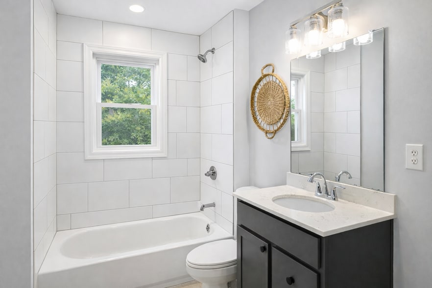 Building Photo - 1508 Gardenia Ave