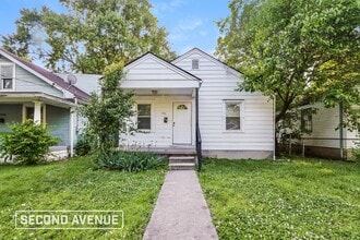 Building Photo - 3746 Kahlert Ave