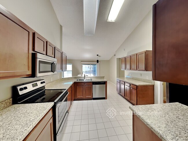 Building Photo - 5425 Windbrush Dr