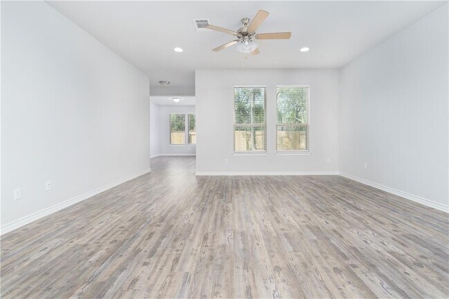 Building Photo - 1613 Winding Stream Trail
