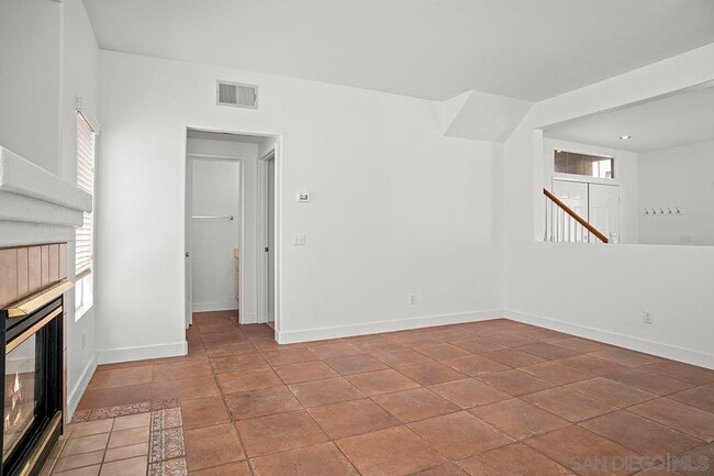 Building Photo - 626 Sonoma St