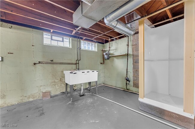Building Photo - 9202 McCracken Rd