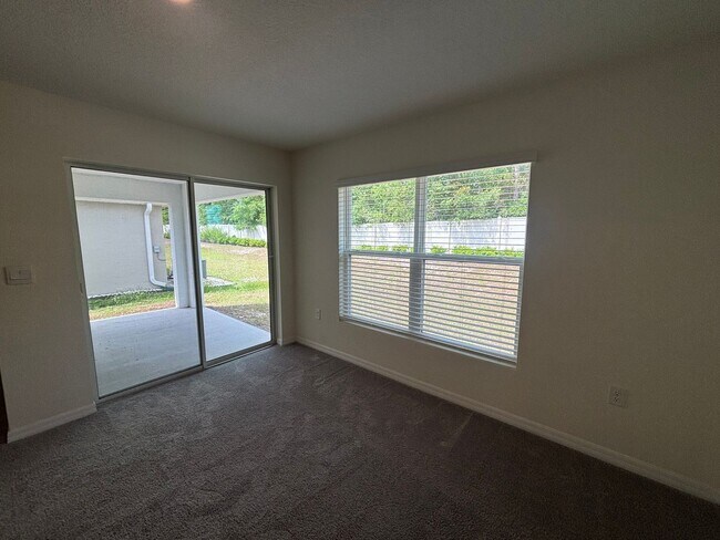 Building Photo - Greystone Hills - 3/2/2 ***Won't Last***